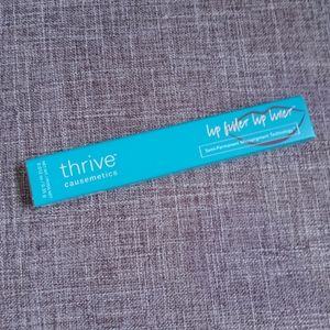 2 Thrive Lip liner Ghizlan & Devin